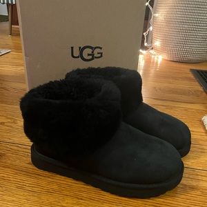 Black Ugh Mini Fluff Boots